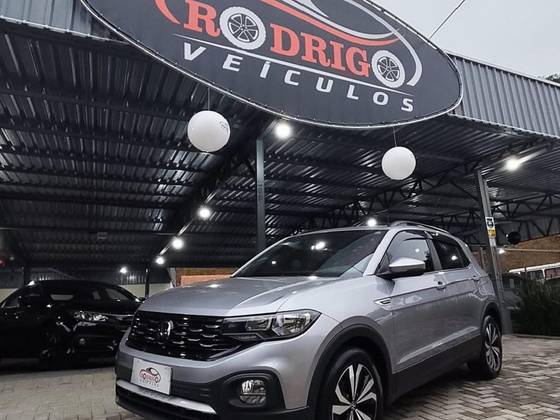 VOLKSWAGEN T-CROSS 1.0 200 TSI TOTAL FLEX COMFORTLINE AUTOMÁTICO VOLKSWAGEN T-CROSS 1.0 200 TSI TOTAL FLEX COMFORTLINE AUTOMÁTICO